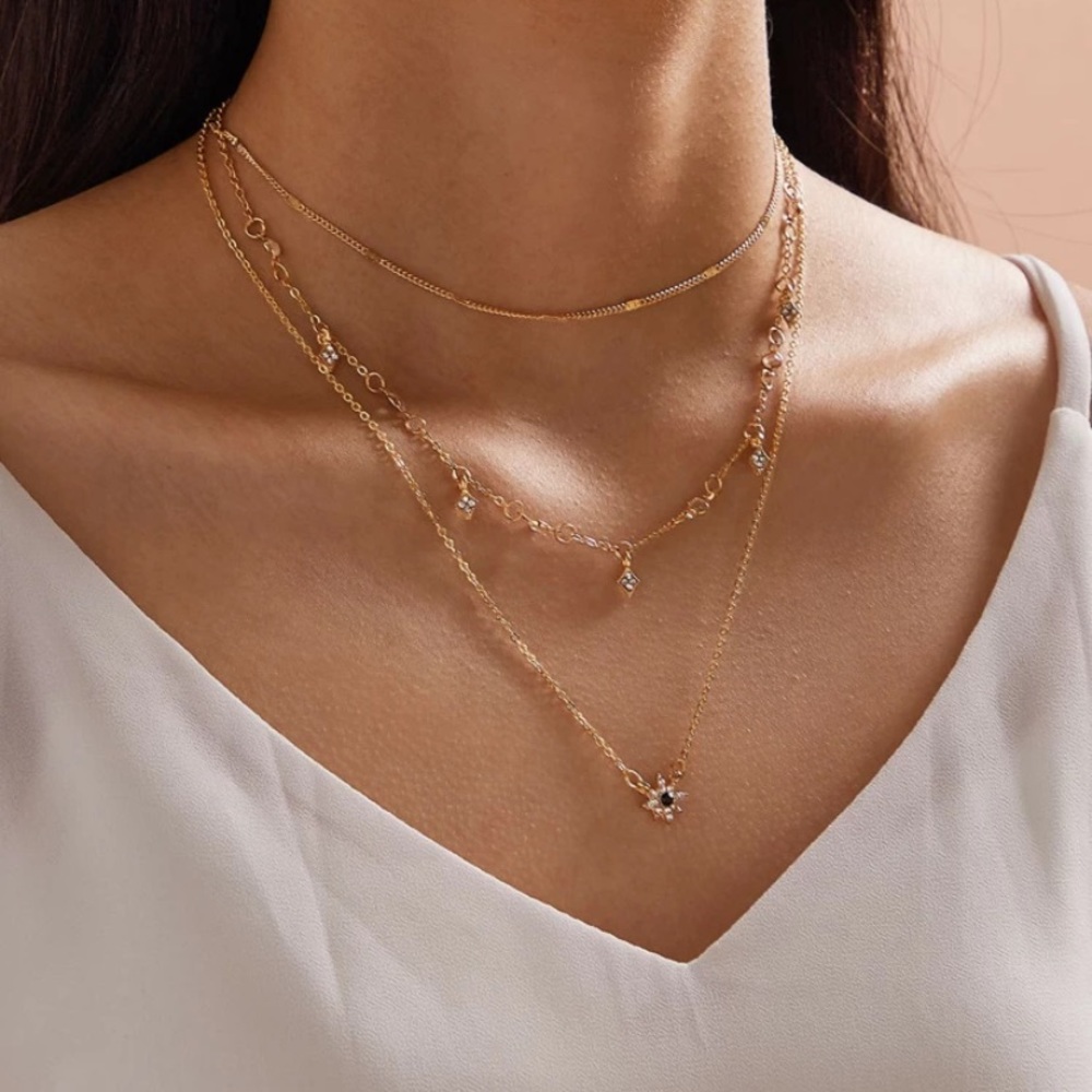 🌙💎✨layered(one) celestial necklace